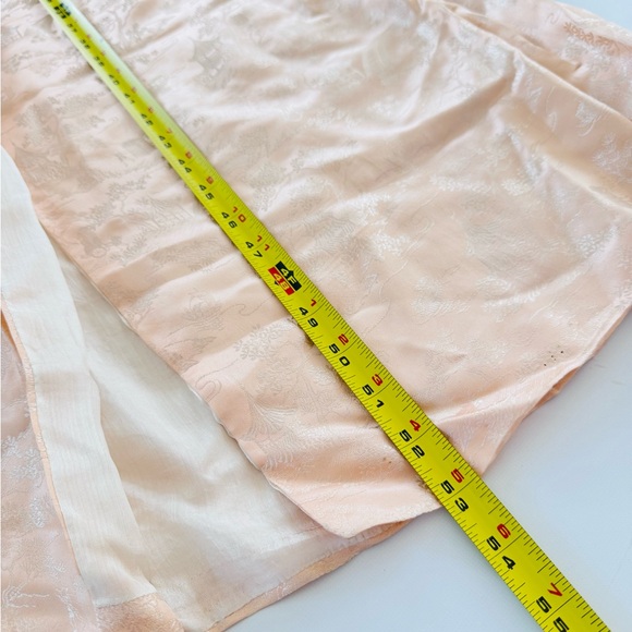 Vintage Peach Pink Asian Silk Embroidered Robe with Sash - Silk Lined Kimono - Picture 7 of 16